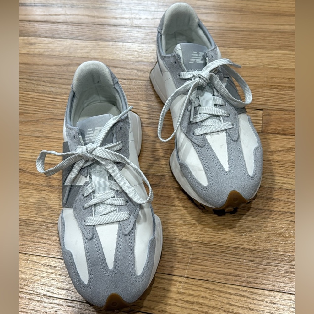 New Balance 327 Gray and White Sneakers